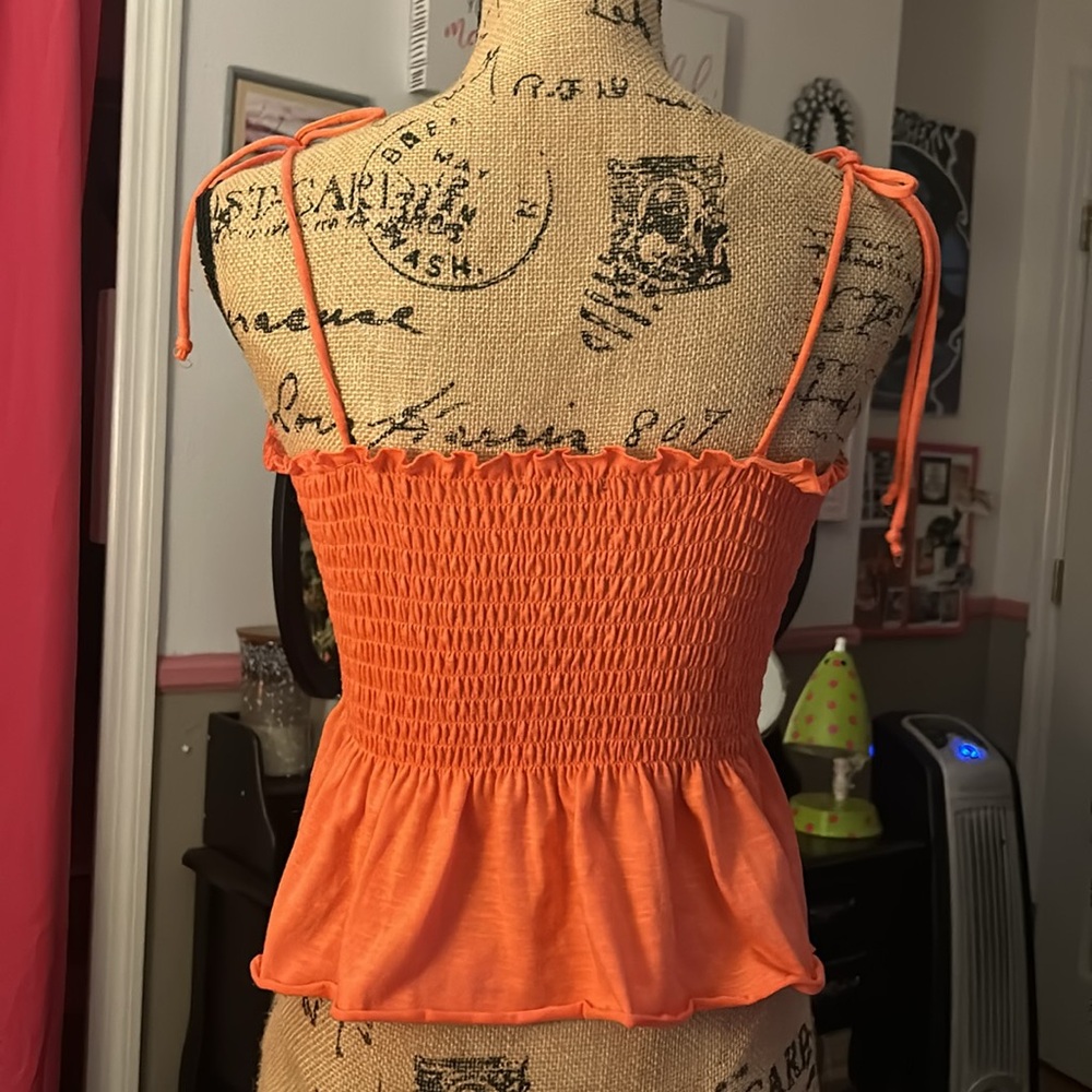 Wild Fable medium string tank. - Picture 2 of 3